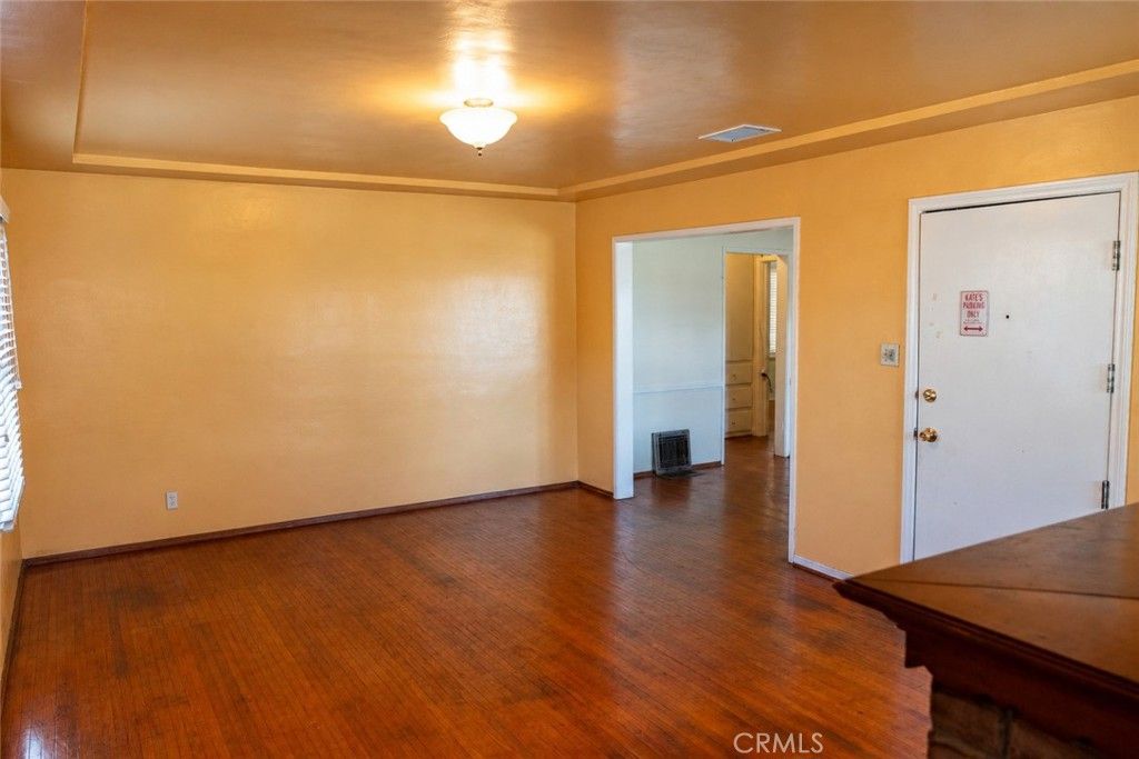 1615 W Century, Los Angeles, CA 90047 — photo 2