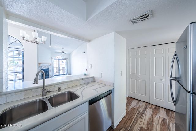 11011 N 92ND Street 2072, Scottsdale, AZ 85260