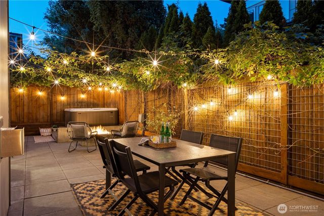 714 28th Avenue S, Seattle, WA 98144