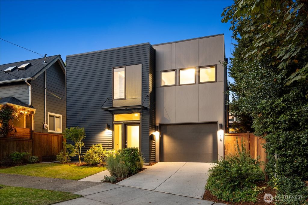 714 28th Avenue S, Seattle, WA 98144