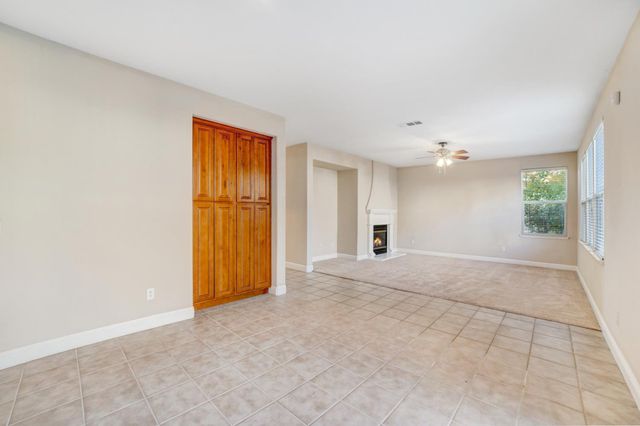 1637 Lexington Dr, Lodi, CA 95242