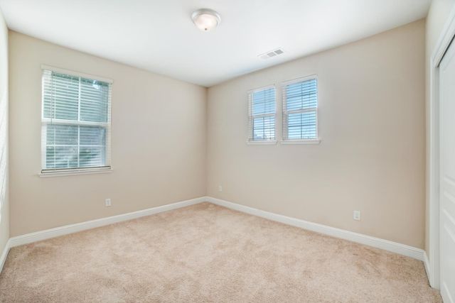 1637 Lexington Dr, Lodi, CA 95242