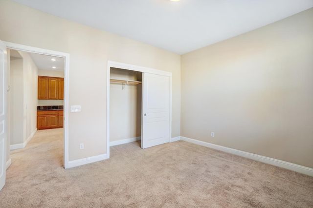 1637 Lexington Dr, Lodi, CA 95242