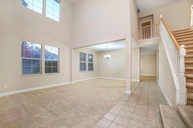 1637 Lexington Dr, Lodi, CA 95242