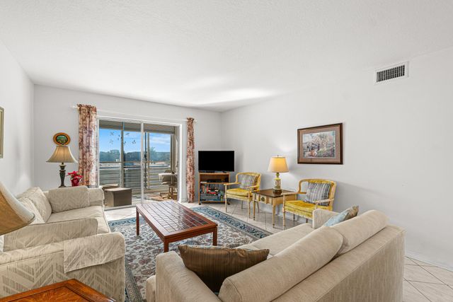 2515 NE 1st Court 4100, Boynton Beach, FL 33435