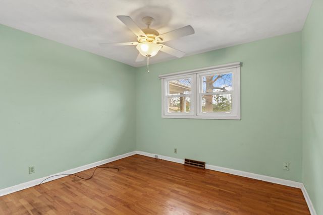 2143 E Madison Street, Springfield, MO 65802