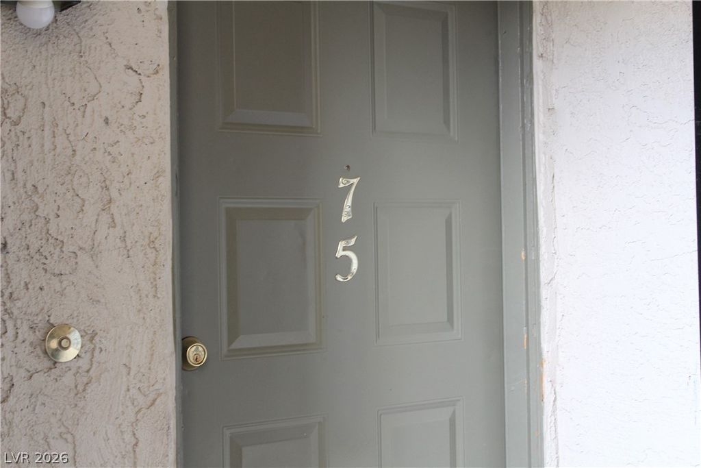 3770 Shirebrook Drive 75, Las Vegas, NV 89115