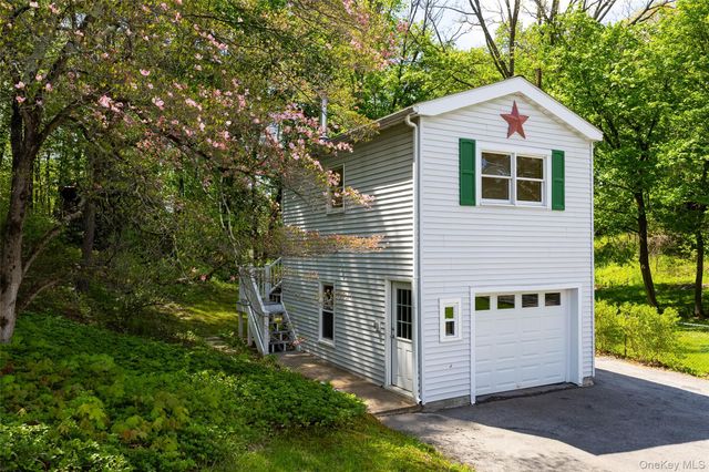 30 E Market Street, Hyde Park, NY 12538