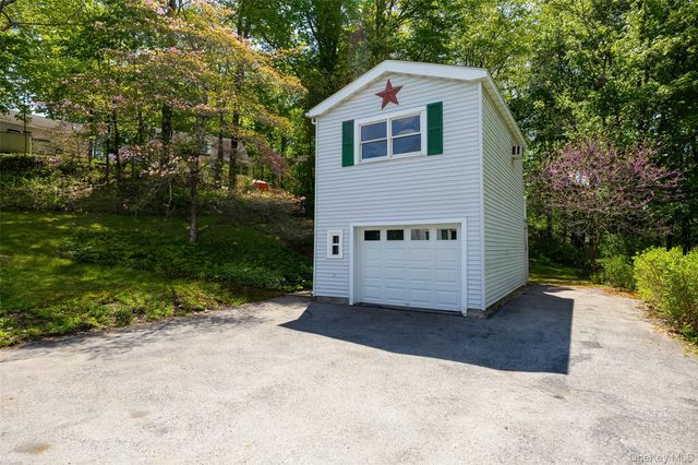 30 E Market Street, Hyde Park, NY 12538