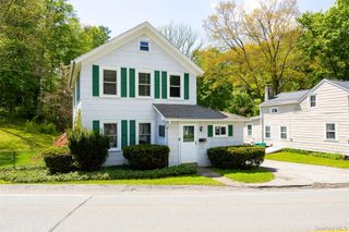 30 E Market Street, Hyde Park, NY 12538