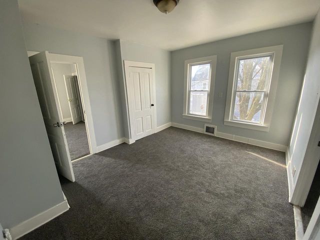 3003 N 20th STREET, Milwaukee, WI 53206