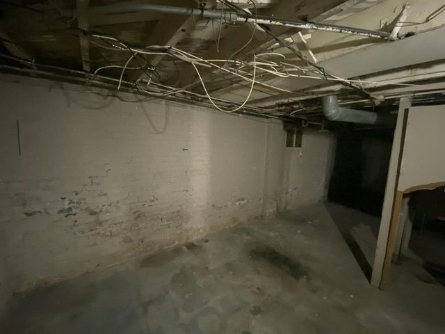 3003 N 20th STREET, Milwaukee, WI 53206