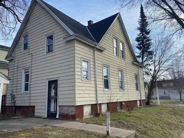 3003 N 20th STREET, Milwaukee, WI 53206