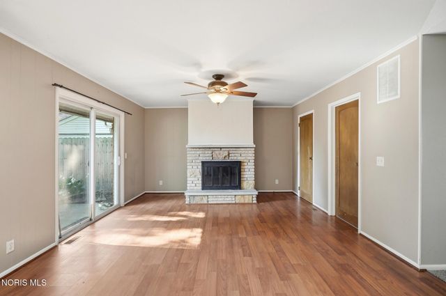 210 Cedar Lane, Waterville, OH 43566