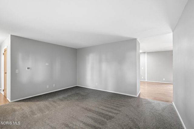 210 Cedar Lane, Waterville, OH 43566