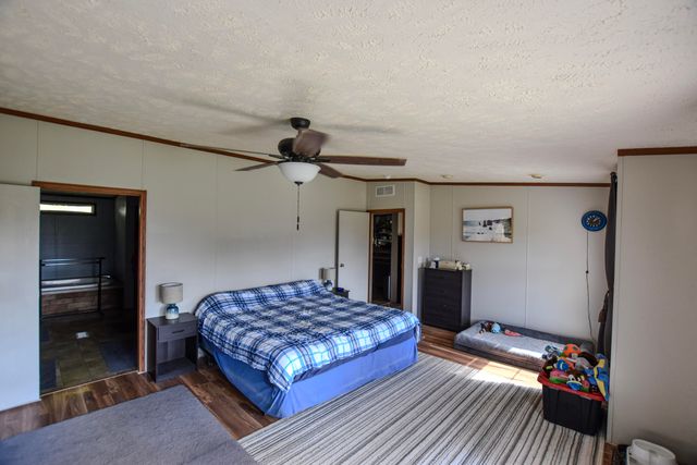 13 Wolf Run Road, Flemingsburg, KY 41041