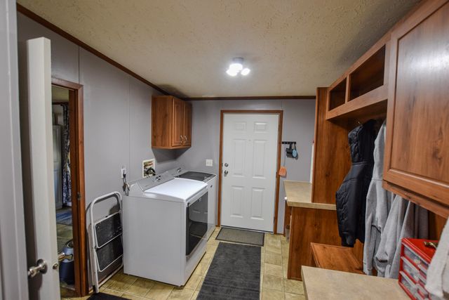 13 Wolf Run Road, Flemingsburg, KY 41041