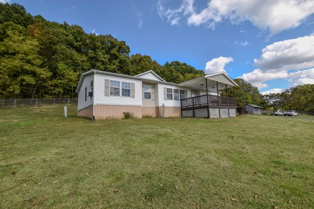 13 Wolf Run Road, Flemingsburg, KY 41041