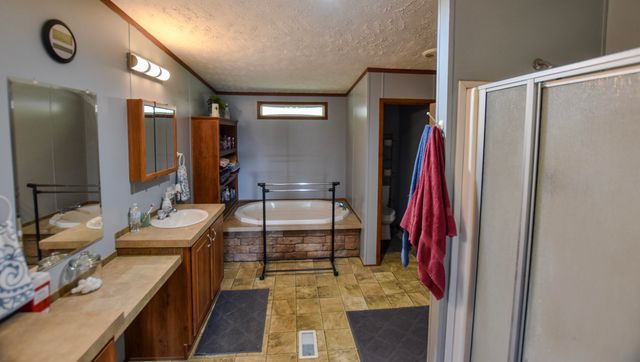 13 Wolf Run Road, Flemingsburg, KY 41041