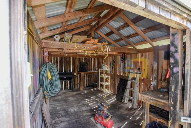 13 Wolf Run Road, Flemingsburg, KY 41041