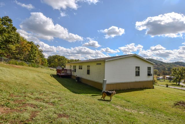 13 Wolf Run Road, Flemingsburg, KY 41041