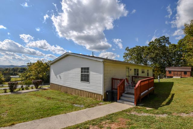 13 Wolf Run Road, Flemingsburg, KY 41041