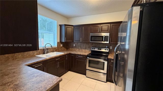 200 Riverwalk Circle ., Sunrise, FL 33326