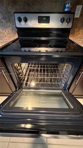 200 Riverwalk Circle ., Sunrise, FL 33326