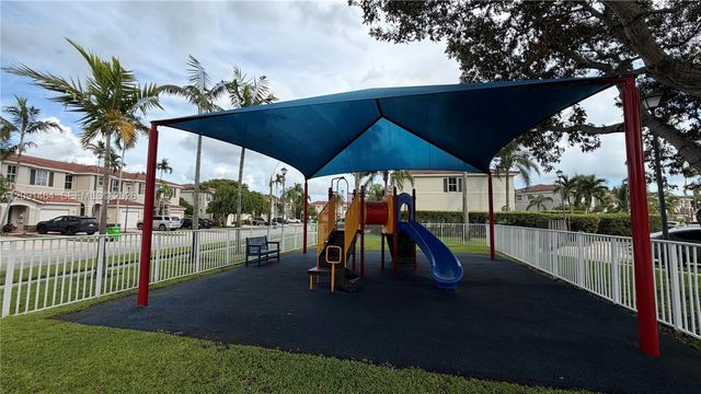 200 Riverwalk Circle ., Sunrise, FL 33326