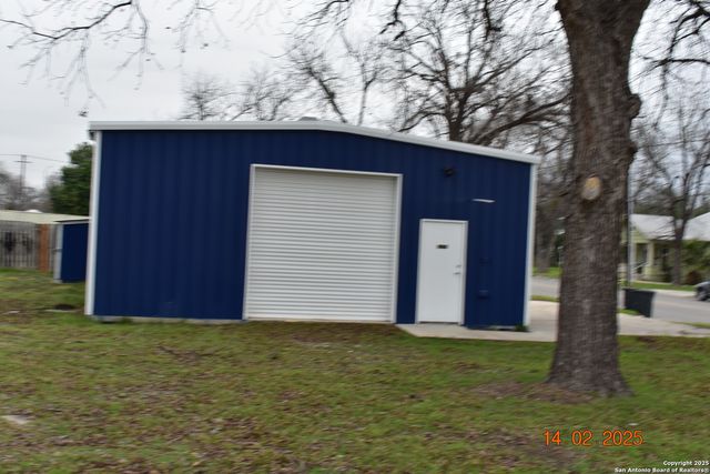 680 S Castell, New Braunfels, TX 78130