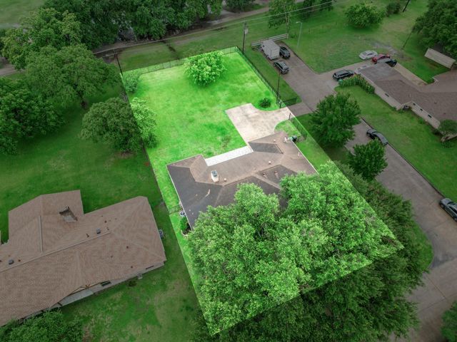 6407 Burning Tree Drive, Houston, TX 77036