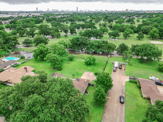 6407 Burning Tree Drive, Houston, TX 77036