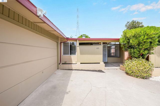 1673 Southgate St, Hayward, CA 94545
