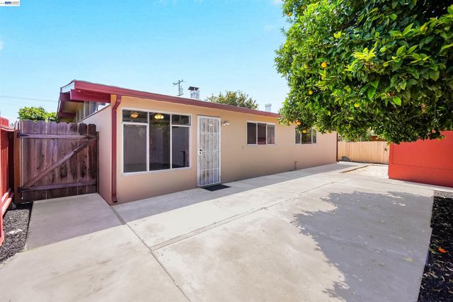 1673 Southgate St, Hayward, CA 94545