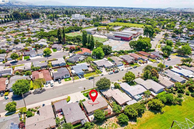 1673 Southgate St, Hayward, CA 94545