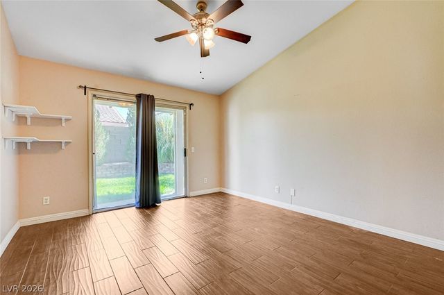 9301 Mountain Range Avenue, Las Vegas, NV 89129