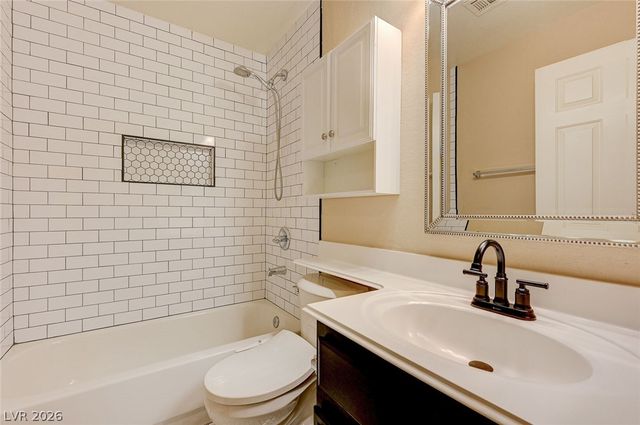 9301 Mountain Range Avenue, Las Vegas, NV 89129