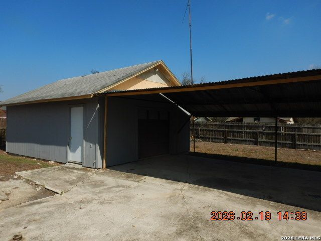 5875 Castle Lk, San Antonio, TX 78218