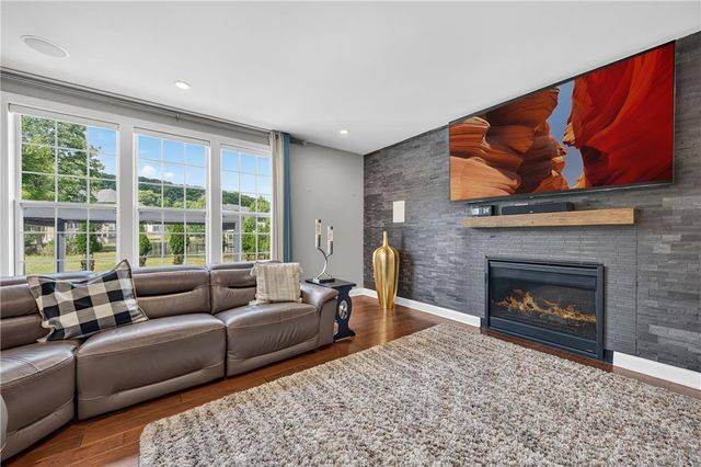 6155 Blue Belle Drive, Upper Saucon Twp, PA 18034