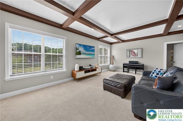 6155 Blue Belle Drive, Upper Saucon Twp, PA 18034