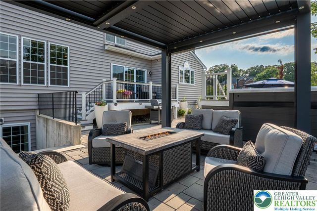 6155 Blue Belle Drive, Upper Saucon Twp, PA 18034