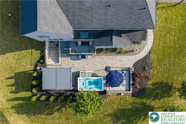 6155 Blue Belle Drive, Upper Saucon Twp, PA 18034