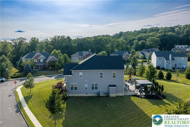 6155 Blue Belle Drive, Upper Saucon Twp, PA 18034