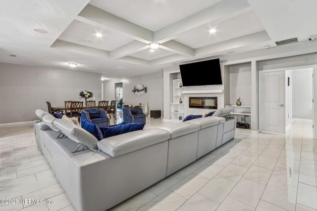 75424 SUNBERRY Drive, Yulee, FL 32097