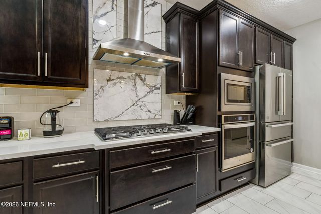 75424 SUNBERRY Drive, Yulee, FL 32097