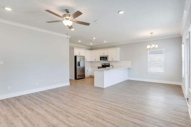 170 Bradford Court, Freeport, FL 32439