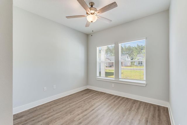 170 Bradford Court, Freeport, FL 32439