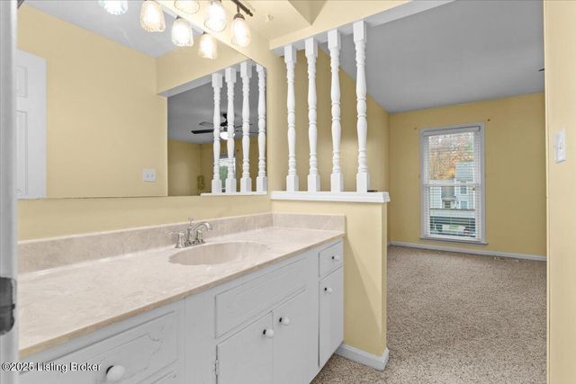 10509 Burns Ct, Louisville, KY 40223