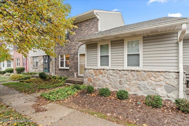 10509 Burns Ct, Louisville, KY 40223