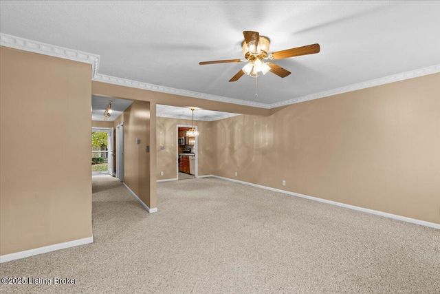 10509 Burns Ct, Louisville, KY 40223